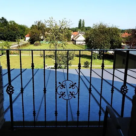 Kukorica Csarda 2 Apart Otel