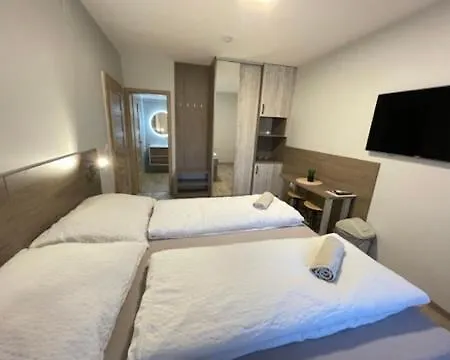 Kukorica Csarda 2 Апарт-отель