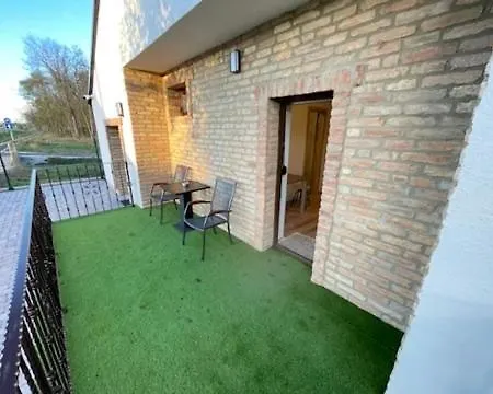 Kukorica Csarda 2 Апарт-отель