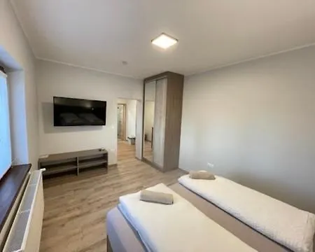 Kukorica Csarda 2 3* Balatonujlak