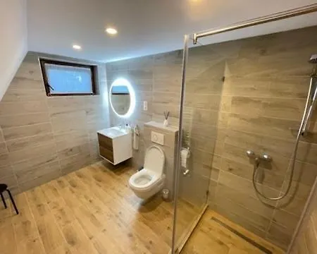 Apartmanhotel Kukorica Csárda 2 3*