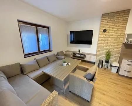 Kukorica Csárda 2 3* Balatonújlak