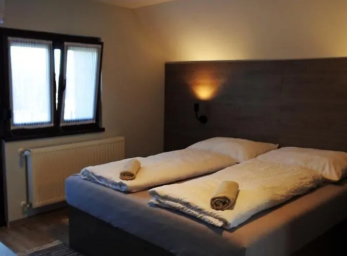 Kukorica Csarda 2 Apart Otel Balatonujlak