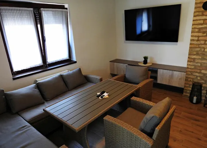 Kukorica Csarda 2 3*