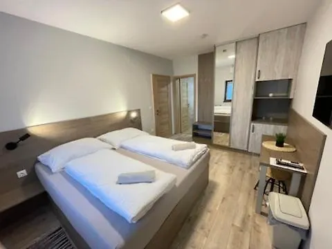 Apart Otel Kukorica Csarda 2 Balatonujlak