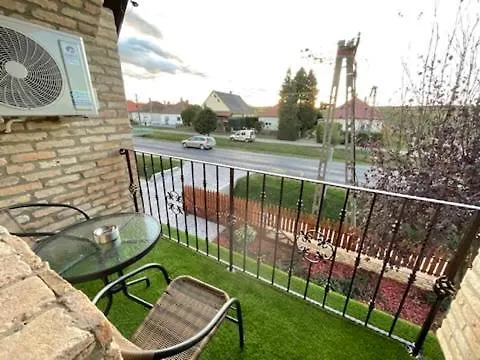 Kukorica Csarda 2 Apart Otel