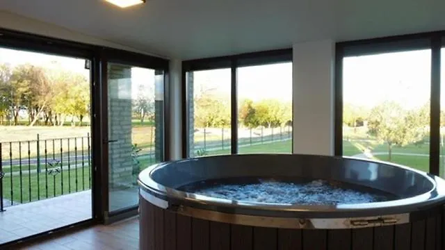 Kukorica Csarda 2 Apart Otel Balatonujlak